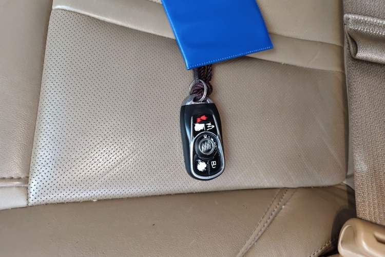 Used Buick GL8 2017 ES 28T Luxury Model China V Standard