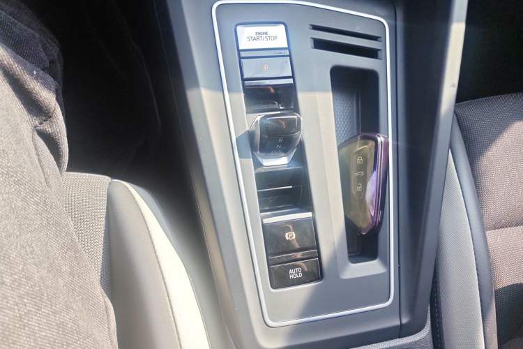 Used Volkswagen Golf 2021 280TSI DSG Pro Gear Lever