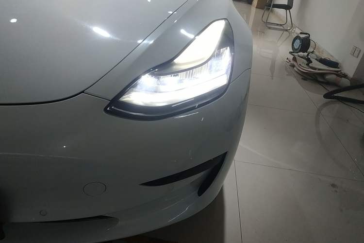 Used Tesla Model 3 2019 Standard Range Rear-Wheel Drive Upgraded Version (60 kWh)