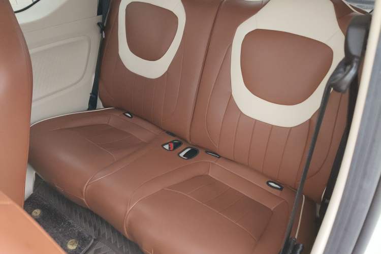 Used Wuling Hongguang MINIEV 2024 3rd Generation 215km Youth Edition Left Rear Seat