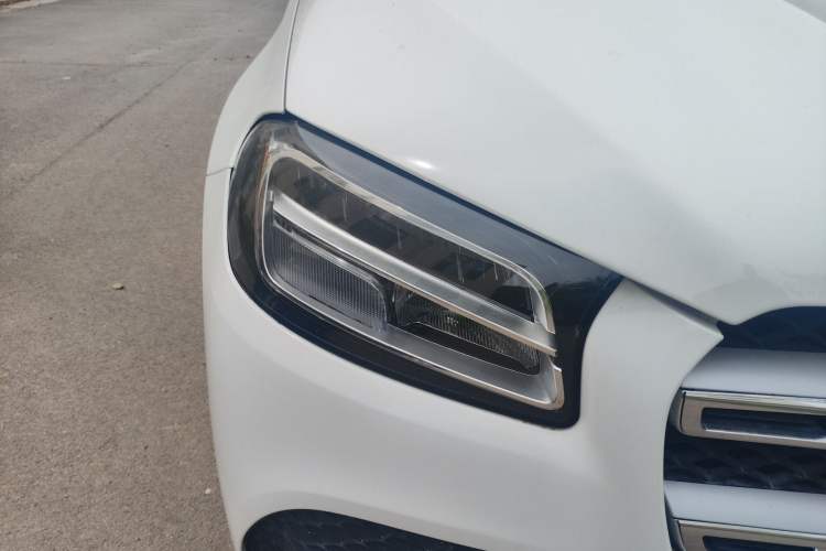 Used Mercedes-Benz GLS  Right Front Headlight