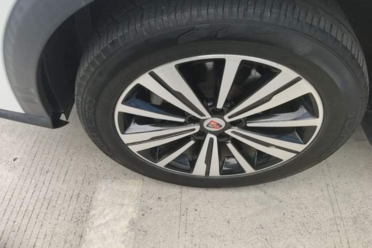 Used Roewe RX5 2019 20T Two-Wheel Drive Automatic Ali Smart Connectivity Platinum Edition
