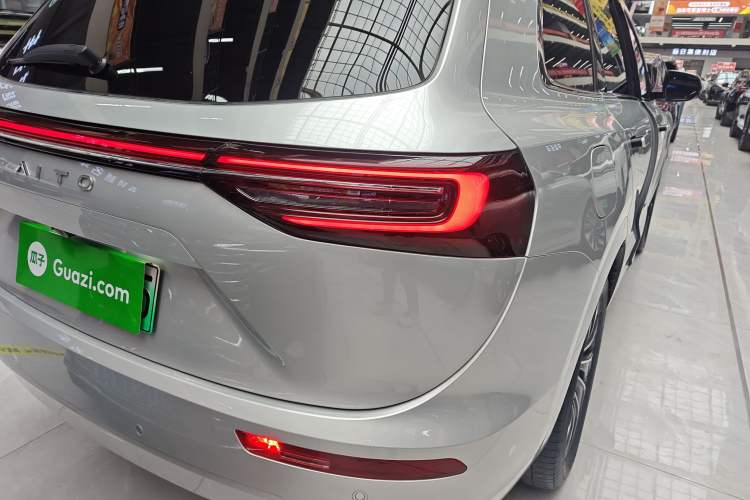 Used Hima AITO M7 2024 1.5T Rear-Drive Plus Version 6 Seats