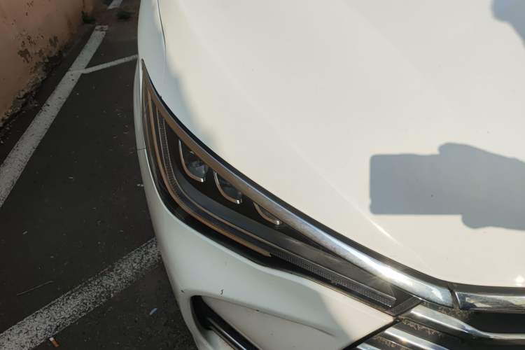 Used BYD Song MAX 2017 1.5T Automatic Smart Connect Elite 7-Seater
