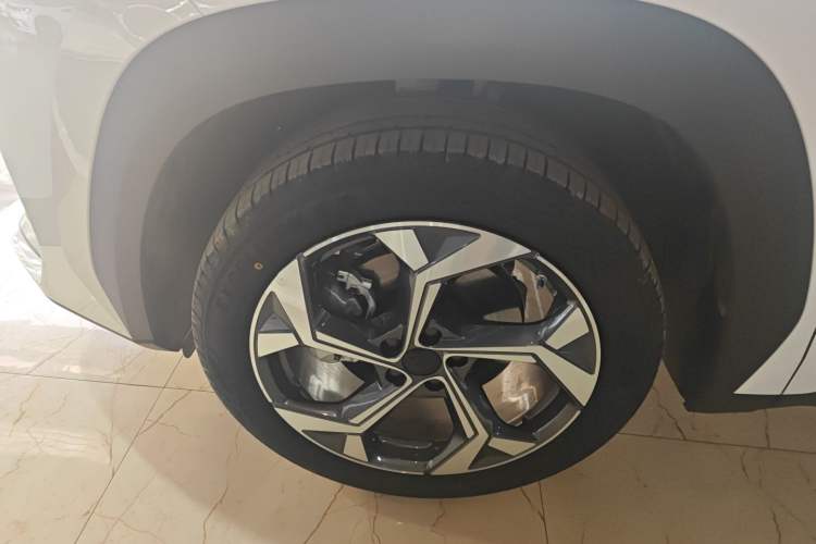 Used Geely Auto FX11 2024 1.5TD DCT Prestige Edition