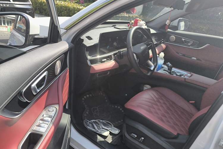 Used Chery Tiggo 7 PLUS 2023 Champion Edition 1.5TGDI DCT Prestige Model
