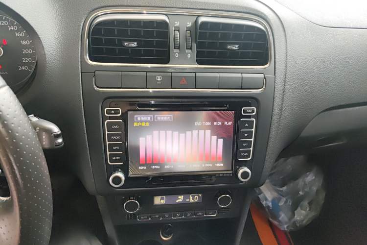 Used Volkswagen Polo 2012 1.6L Cross Polo Automatic Transmission
