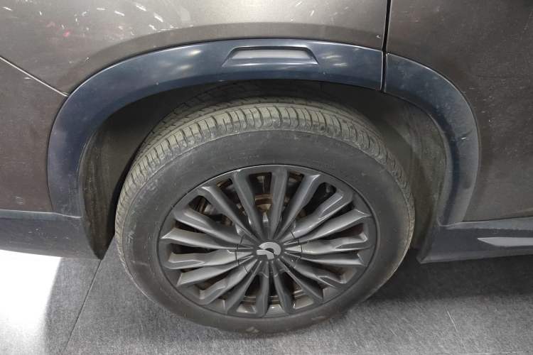 Used Nio ES8 2018 355 km Base Version 7-Seater Edition