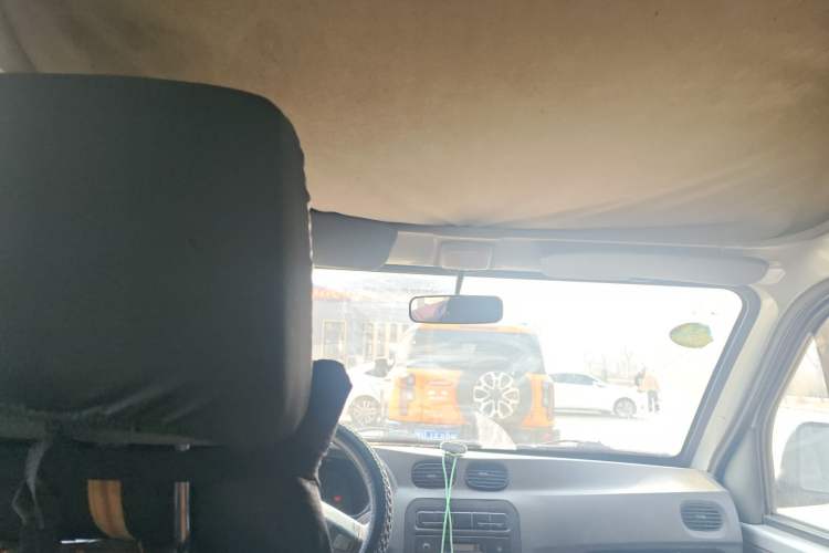 Used Wuling Zhiguang 2010 1.0L New Version Practical Edition with Short Body
