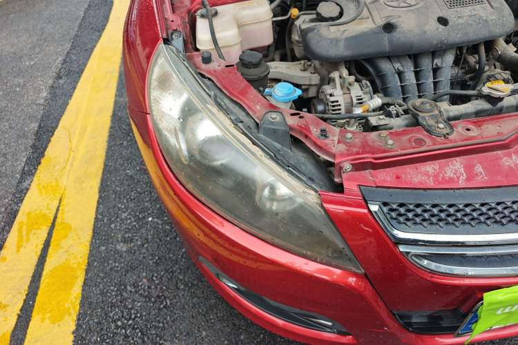 Used JAC Group Heyue 2012 1.5L Manual Luxury Version Right Front Headlight