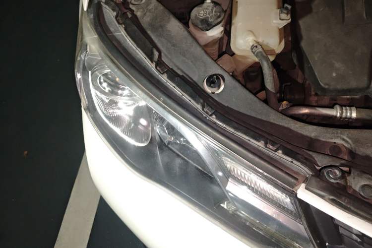 Used Toyota RAV4 2015 2.0L CVT Two-Wheel Drive Fashion Edition
