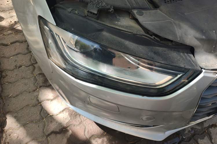 Used Audi A4L 2013 35 TFSI Automatic Comfort Model Right Front Headlight