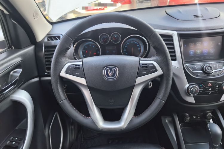 Used CHANGAN CS35 2015 1.6L Automatic Luxury Model China IV Standard