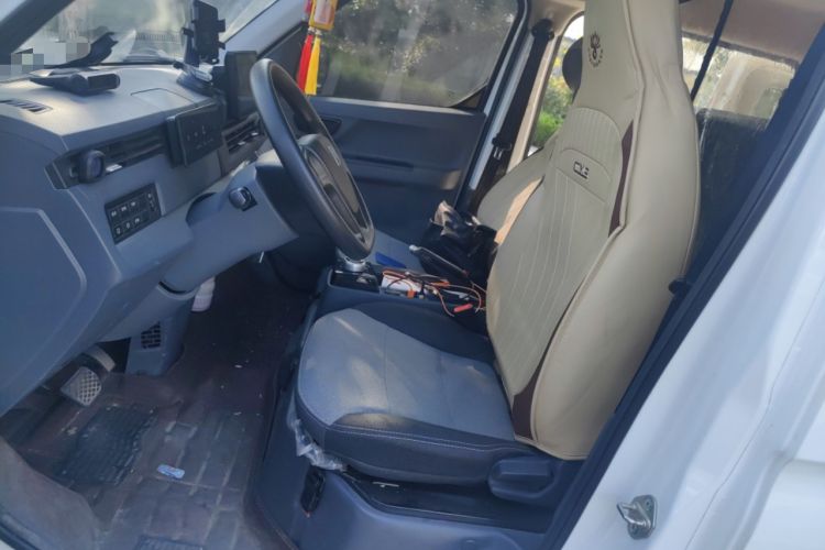 Used Farizon Xingxiang V 2024 Star Enjoy V6E Feature Edition Zhixin 46.08 kWh
