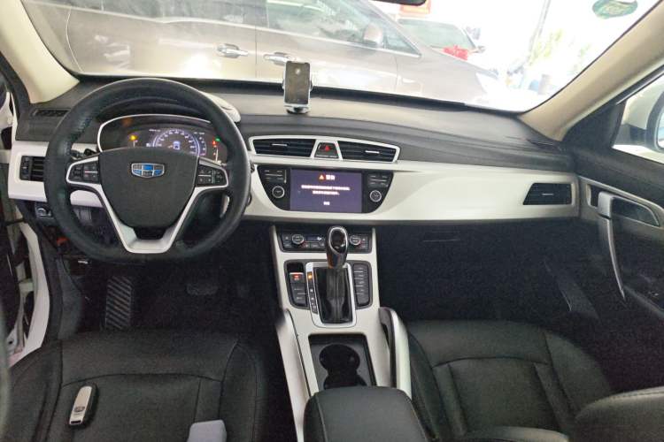 Used Geely Auto Emgrand X7 Sport 2018 1.8TD Automatic Two-Wheel Drive Smart Connect 4G Internet Edition