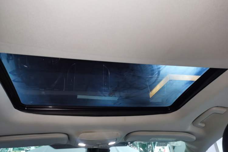 Used Ford Edge 2016 EcoBoost 245 Two-Wheel-Drive Titanium 7-Seater