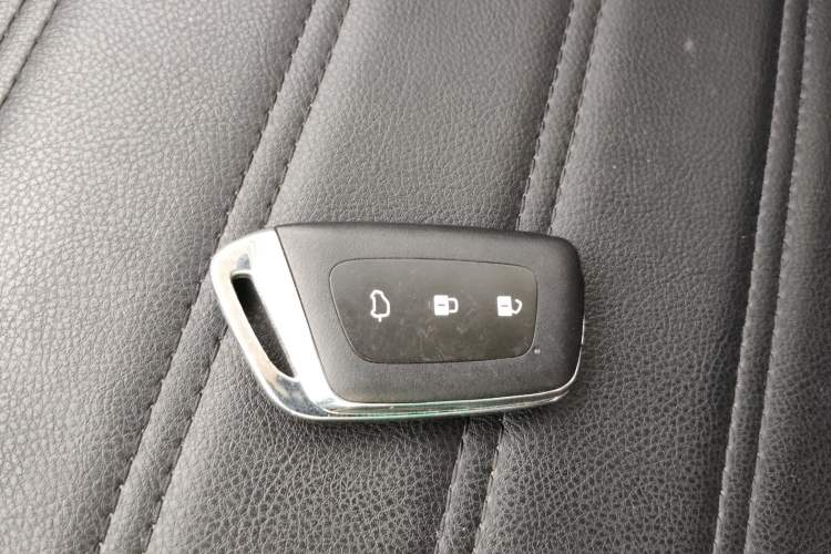 Used Baojun E300 2020 Starry Intelligence Edition