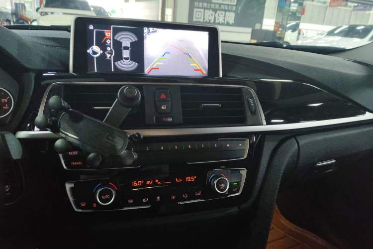 Used BMW 3 Series 2018 320Li Fashion Model
