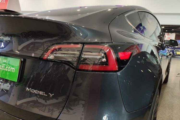 Used Tesla Model Y 2024 Rear-Wheel-Drive Version