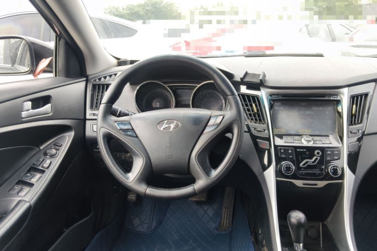 Used Hyundai Sonata 2011 2.0L Automatic Leading Edition