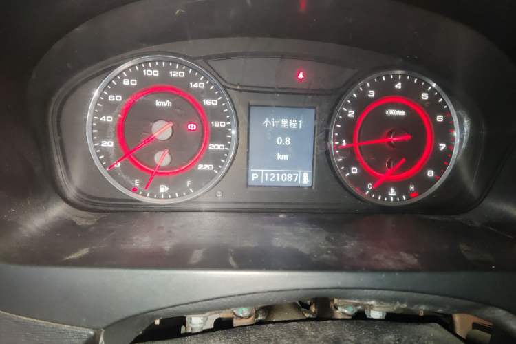 Used SAIC MAXUS G10  Odometer Close Up