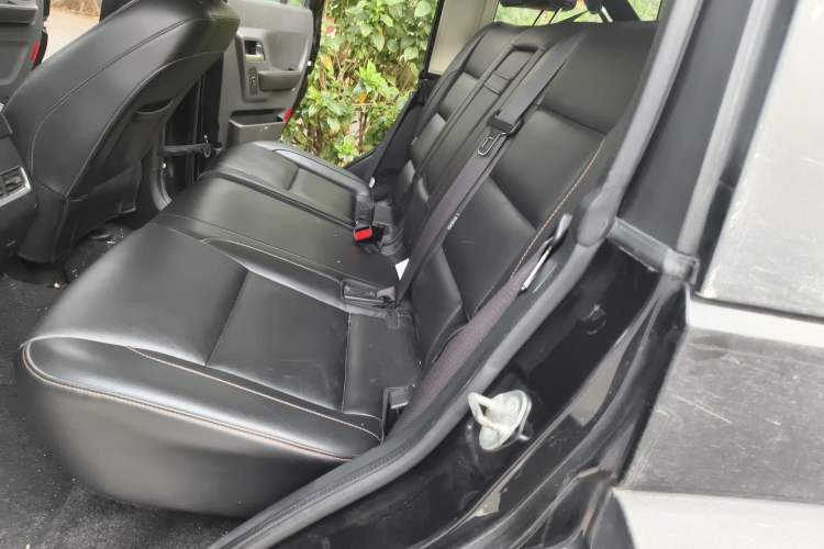 Used BAIC Off-Road BJ40 2016 40L 2.3T Automatic All-Wheel Drive Premium Edition Left Rear Seat