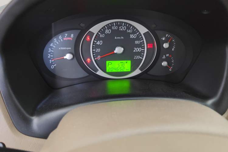 Used Hyundai Tucson 2009 2.0L Automatic Two-Wheel Drive with Sunroof