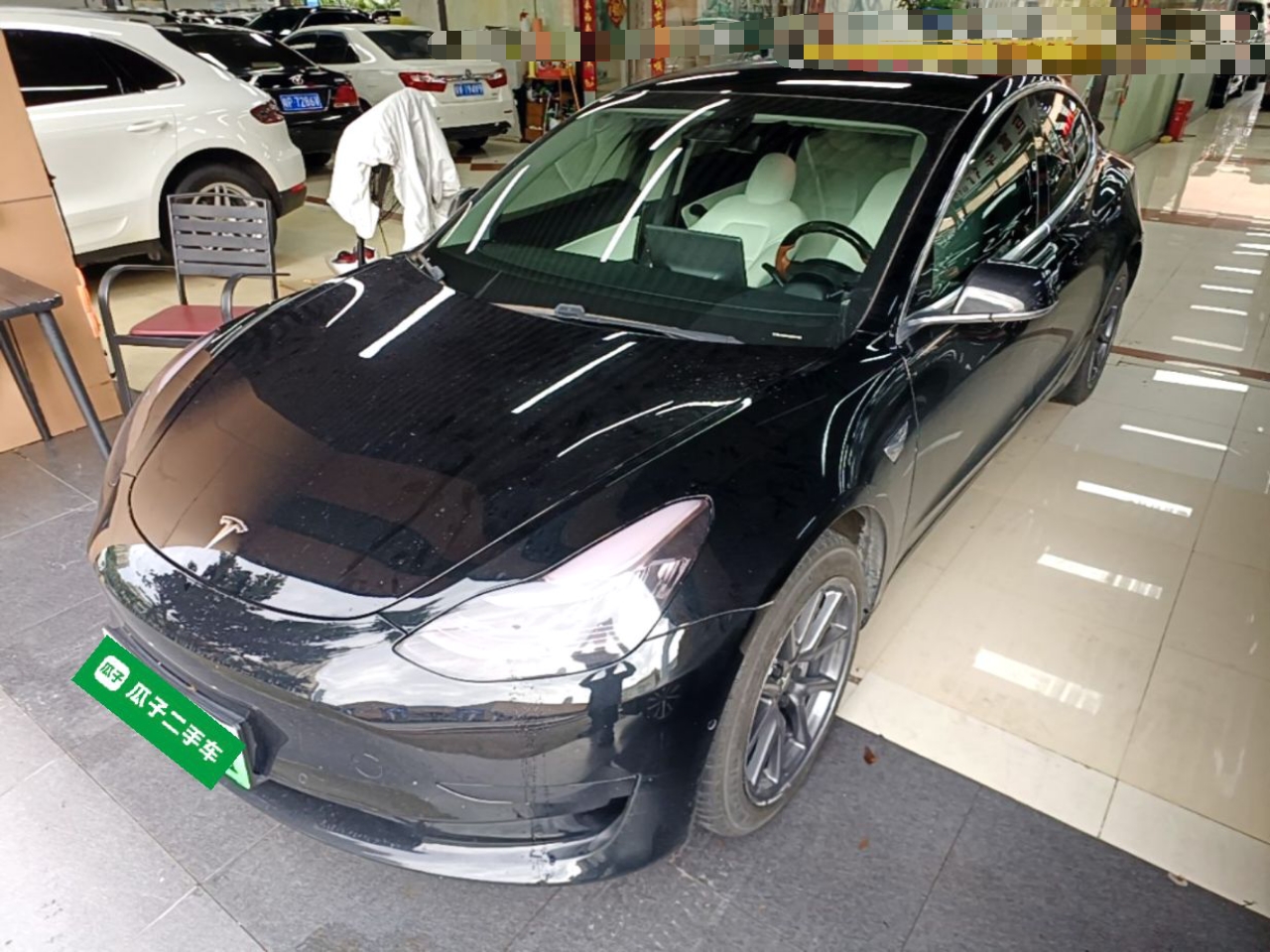 Sous le capot