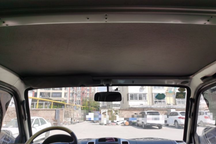 Used Golden Dragon Hiace 2010 2.0L Long-Wheelbase Gasoline Premium Version V20
