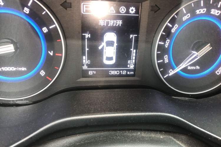 Used CHANGAN Eado DT 2019 1.6L Automatic Smart Enjoyment Model China VI Standard Odometer Close Up