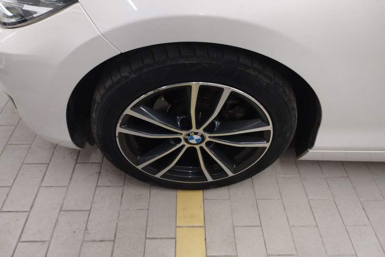 Used BMW 2 Series 2018 220i Sport Design Package