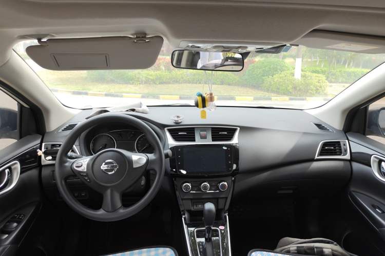 Used Nissan Sylphy 2022 Classic 1.6XL CVT Luxury Edition Headliner