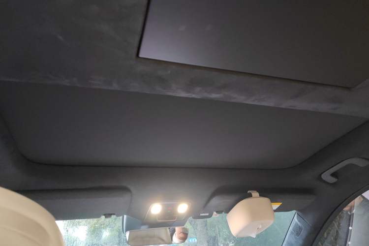 Used ONVO Luxeed L90 2025 Model—Ultra Six-Seater Version