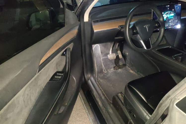 Used Tesla Model Y 2022 Rear-Wheel-Drive Version