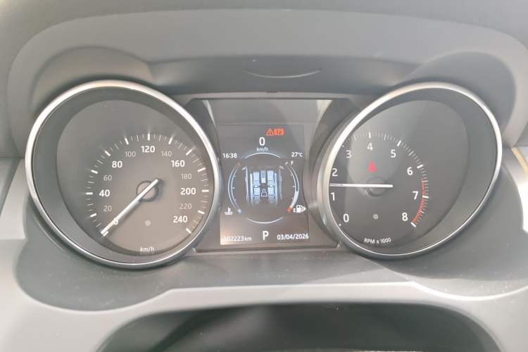 Used Land Rover Range Evoque 2016 2.0T SE Smart Glow Edition Instrument Cluster