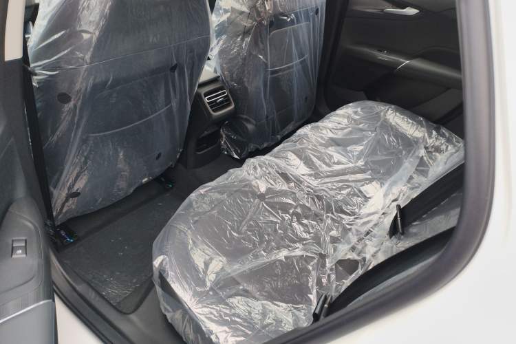 Used CHANGAN Eado 2025 Blue Whale 1.5T 500Bar Prestige Model
