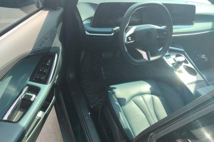 Used MG 7 2023 1.5T DCT Elegant & Graceful Edition