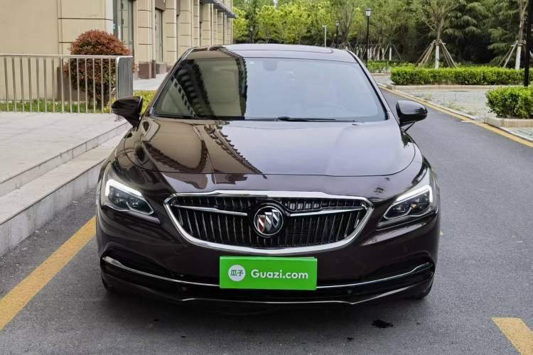 Used Buick LaCrosse 2018 28T Elite Edition Front