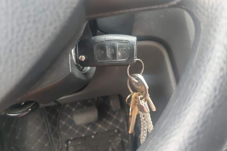 Used Ford Focus 2013 Hatchback Classic 1.8L Automatic Base Model Vehicle Key