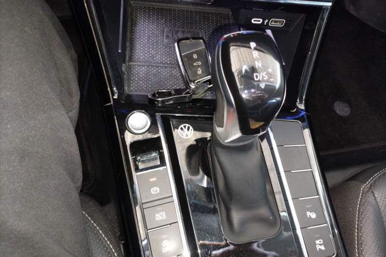 Used Volkswagen Passat 2023 330TSI Starry Luxury Edition