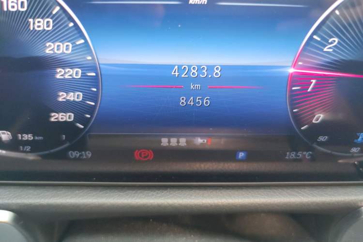 Used Mercedes-Benz GLB 2024-Year Restyled GLB 200 Dynamic Edition