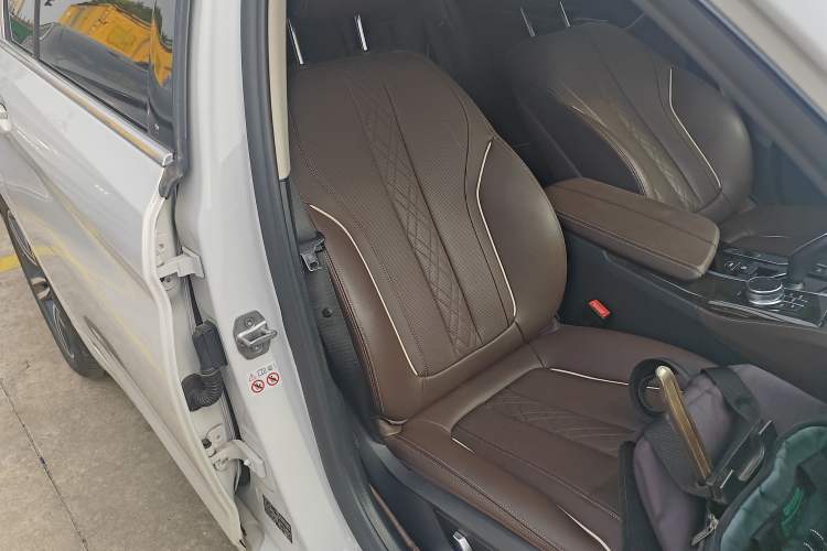 Used BMW 5 Series 2021 Restyled 530Li Leading Edition Luxury Package
