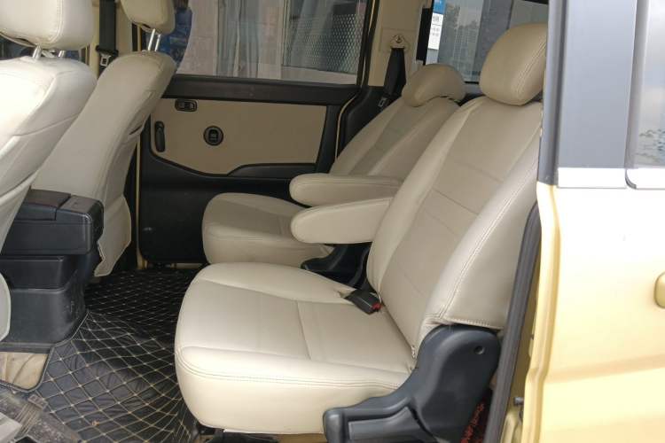 Used CHANGAN KAICHENG Ounuo S 2015 1.5L Jin Ouno Elite Model Left Rear Seat