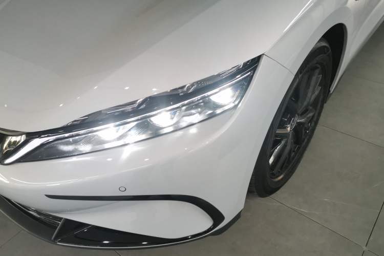 Used BYD Han 2025 DM-i 125KM Elite Model Left Front Headlight