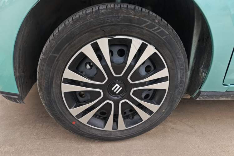 Used JMEV Xiao Qilin 2024 201km Comfort Version Exterior 4