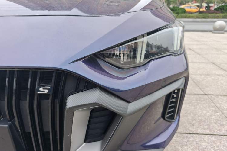 Used GAC Trumpchi EMPOW 2023 270T DCT J16 Galaxy Fighter Edition Left Front Headlight