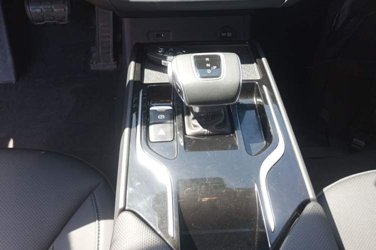 Used Hongqi E-QM5 2023 Revised Version Basic Travel Edition
