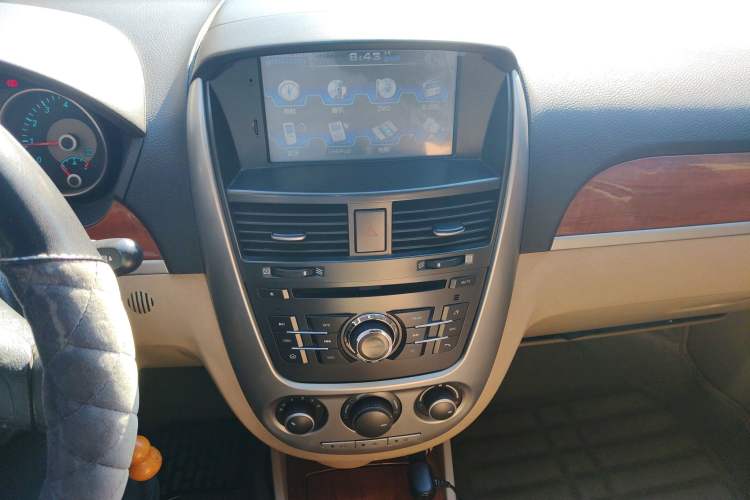 Used Buick Excelle 2013 1.5L Manual Luxury Model
