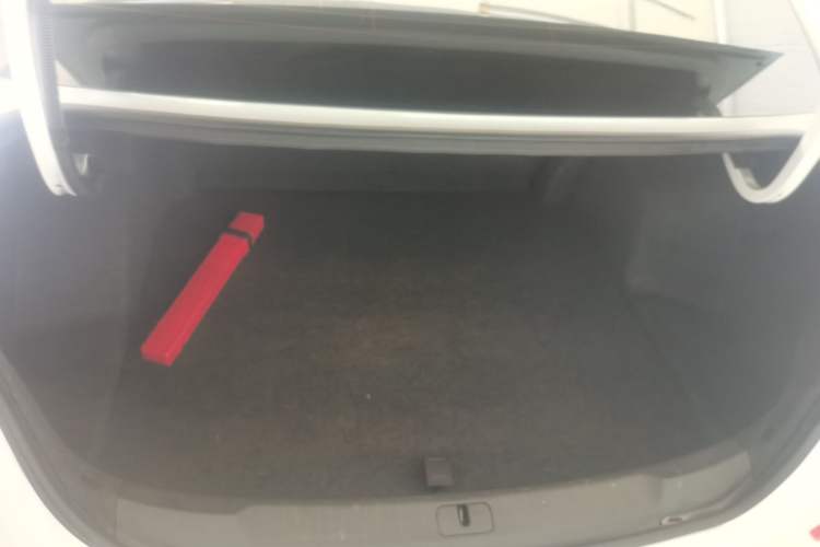 Used Chevrolet Monza 2024 1.5L Dual-Clutch Enjoyment Edition Trunk