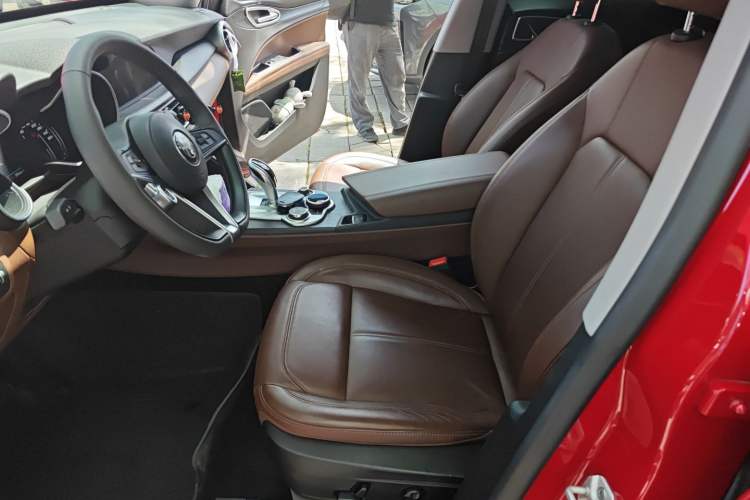 Used Alfa Romeo Stelvio 2017 2.0T 200HP Luxury Edition
